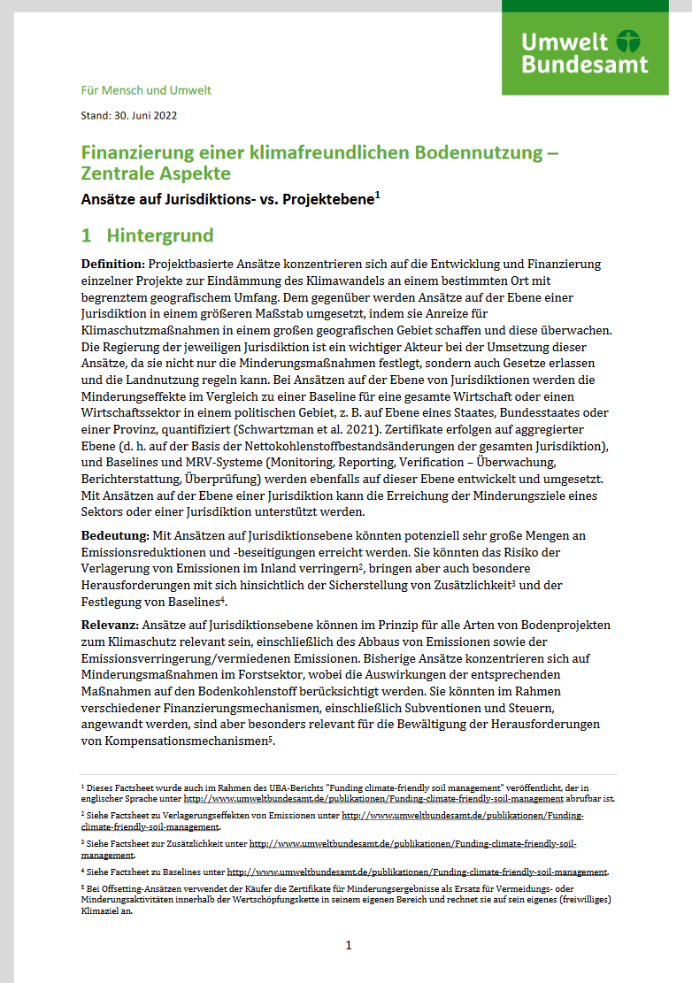 1. Seite des Factsheets "Finanzierung einer klimafreundlichen Bodennutzung – Zentrale Aspekte. Ansätze auf Jurisdiktions- vs. Projektebene"