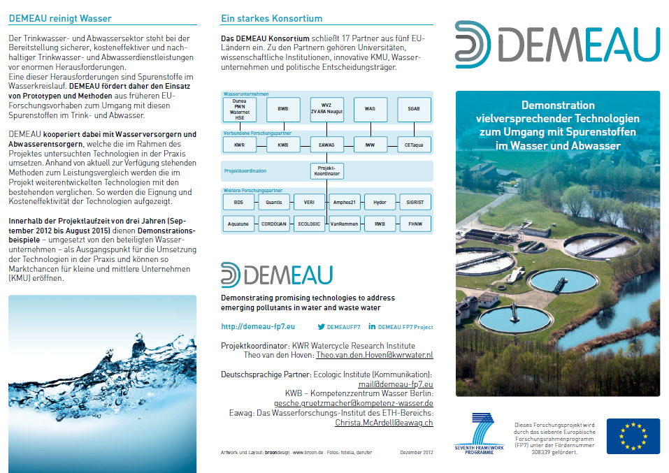 Informationsblatt über das DEMEAU-Projekt, welches für 'Demonstrating promising technologies to address emerging pollutants in water and wastewater' steht. Links im Bild befindet sich eine textreiche Beschreibung des Projekts, das auf die Zusammenarbeit mit Wasserbetrieben und die Herausforderungen bei der Wasseraufbereitung fokussiert. In der Mitte sind die Logos der Konsortiumsmitglieder angeordnet. Rechts wird das DEMEAU-Logo neben einem Luftbild einer Wasseraufbereitungsanlage gezeigt.